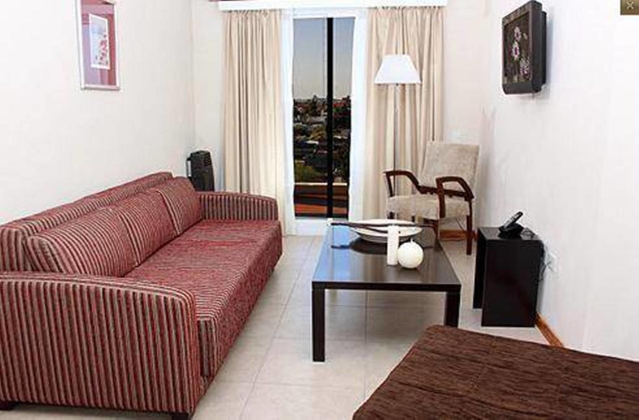 De Los Arroyos Apart Hotel San Nicolas de los Arroyos Exterior photo